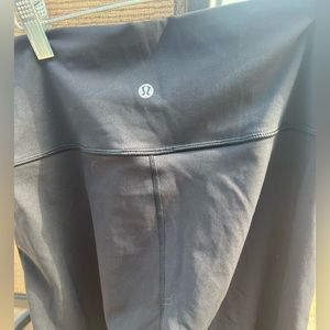 Black lululemon leggings